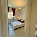 Apartment Le Casette Sul Mare - 15a Alassio