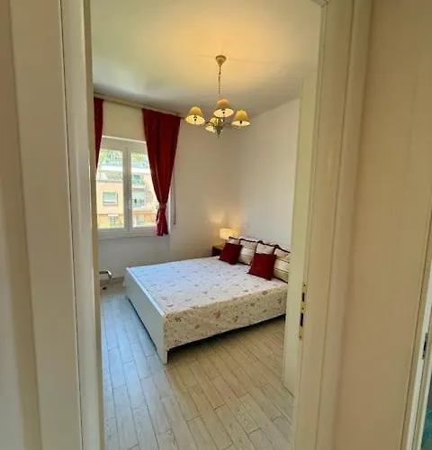 Apartment Le Casette Sul Mare - 15a Alassio